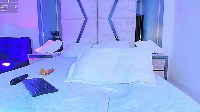 Melany Luv online show from January 3, 2025, 12:43 am