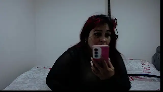 Snapshot of amydeepqueen chatting on June 1, 2026, 1:35 pm amydeepqueen online show from June 1, 2026, 1:35 pm