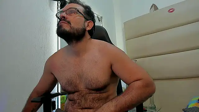 SbasTone Muscle online show from November 12, 2025, 11:54 am