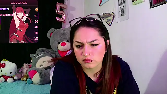 lucycherry   online show from January 13, 2026, 7:57 am