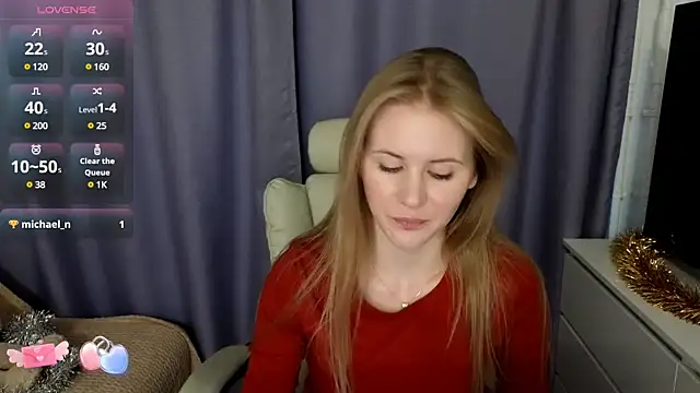 Snapshot of IsabelAllen chatting on December 17, 2024, 1:05 pm IsabelAllen online show from December 17, 2024, 1:05 pm