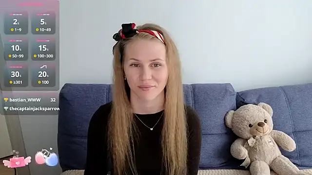 Snapshot of IsabelAllen chatting on March 5, 2025, 12:44 pm IsabelAllen online show from March 5, 2025, 12:44 pm