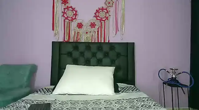 EvoletFMK online show from February 12, 2025, 1:37 pm