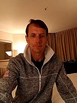 outdoorfun22 online show from April 19, 2026, 1:10 pm