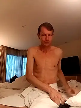 outdoorfun22 online show from April 20, 2026, 9:27 pm