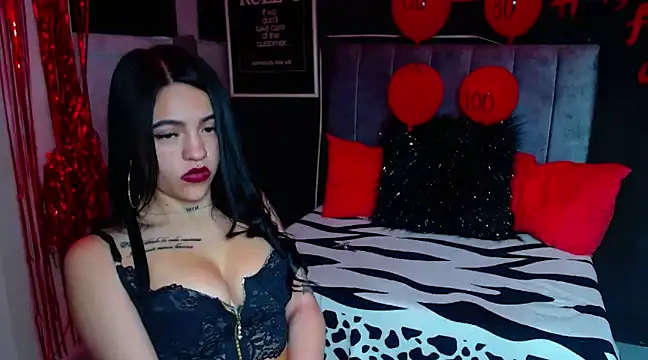 Violettasquirt online show from March 6, 2025, 6:26 pm