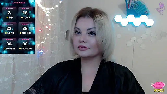 JewellKiss7 online show from May 9, 2026, 4:01 pm