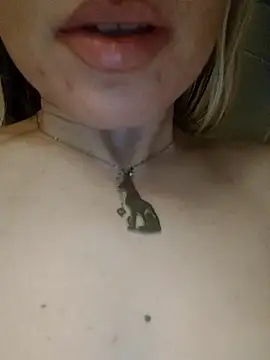 Linda 999 online show from December 22, 2025, 2:30 am