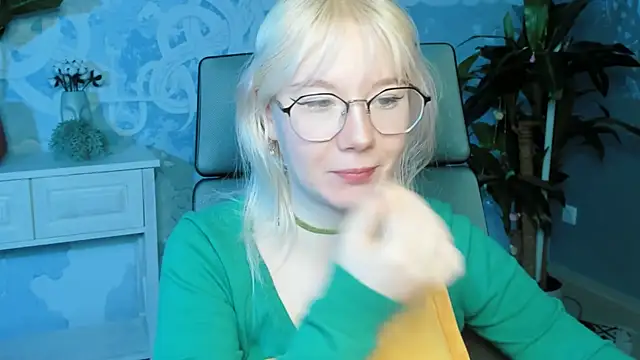 NancyMartinez online show from January 17, 2025, 5:11 am