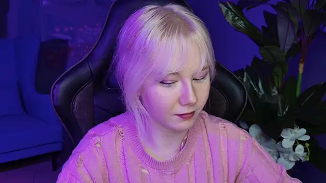 NancyMartinez online show from January 19, 2025, 11:12 am