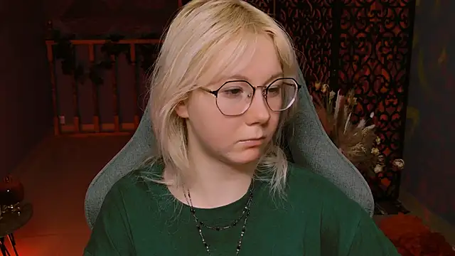 NancyMartinez online show from January 24, 2025, 5:10 am