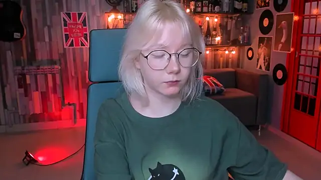 NancyMartinez online show from January 25, 2025, 5:07 am