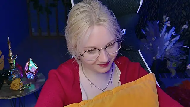 NancyMartinez online show from February 19, 2025, 11:17 am