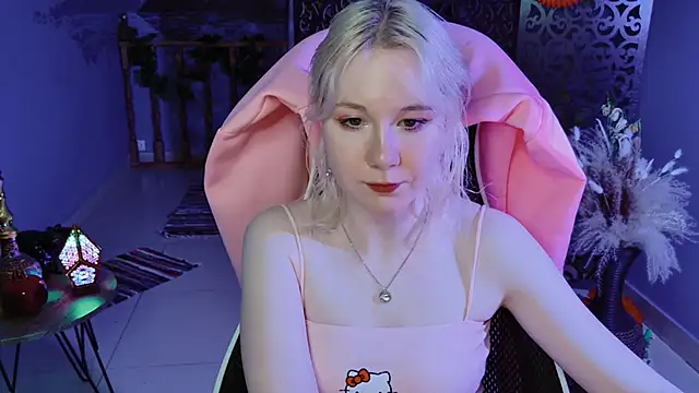 NancyMartinez online show from February 26, 2025, 1:08 pm