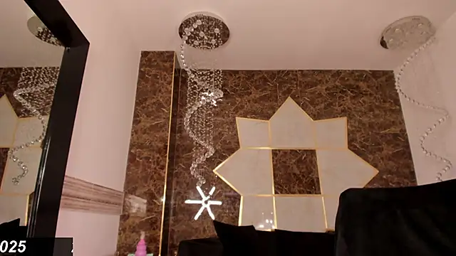 Isabel Escorcia online show from January 28, 2025, 4:39 am