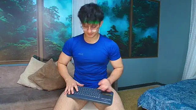 Snapshot of Mark_Evans1_ chatting on February 14, 2025, 2:39 am Mark Evans1  online show from February 14, 2025, 2:39 am