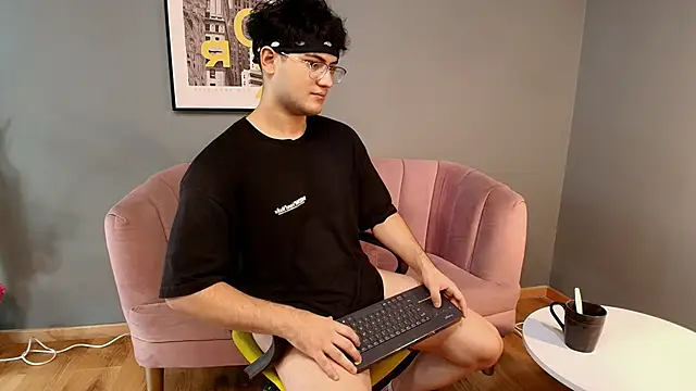 Snapshot of Mark_Evans1_ chatting on February 22, 2025, 7:58 pm Mark Evans1  online show from February 22, 2025, 7:58 pm