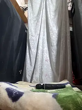 LunaDrago online show from March 10, 2026, 9:58 am