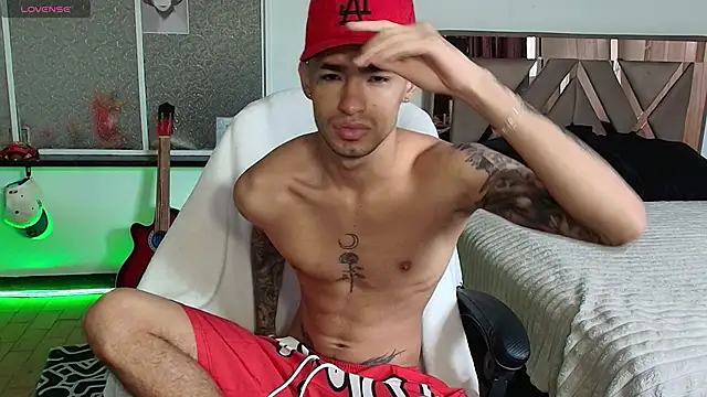 Damon  333 online show from November 15, 2025, 5:20 pm