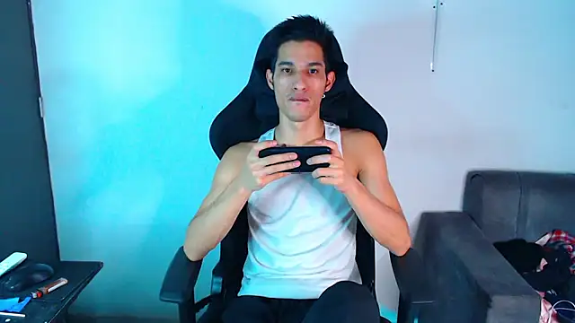 mastersmits online show from September 27, 2025, 1:32 am