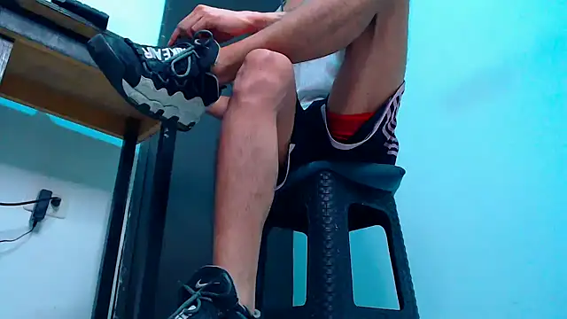 mastersmits online show from April 15, 2026, 11:05 pm