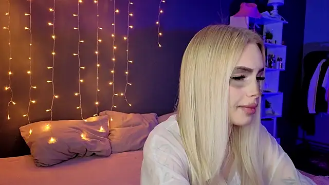 aneta alisha online show from October 30, 2025, 12:39 pm