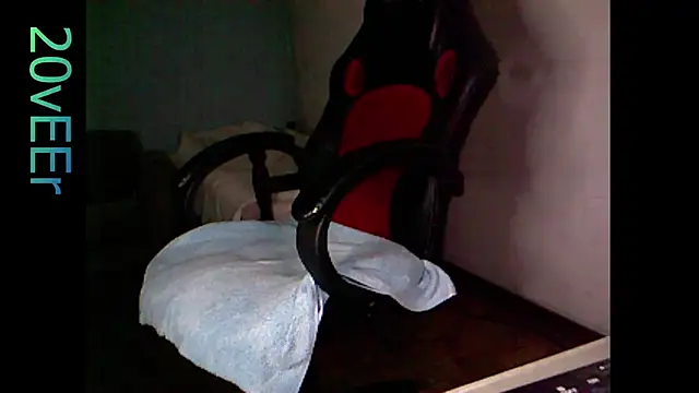 20vEEr online show from March 9, 2026, 10:47 pm