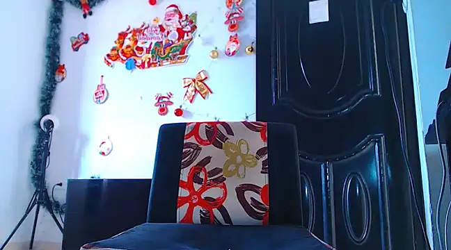 ADAM HOT online show from December 12, 2024, 5:37 pm