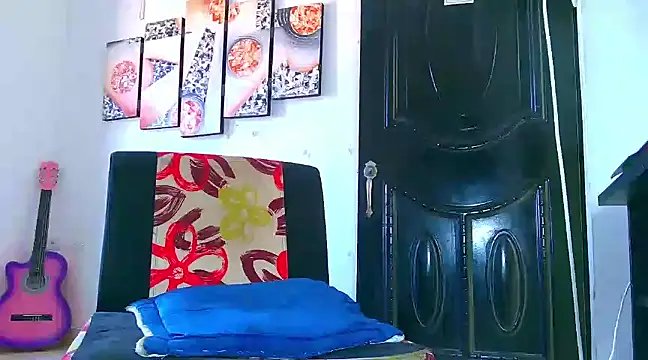 ADAM HOT online show from February 6, 2025, 9:28 pm