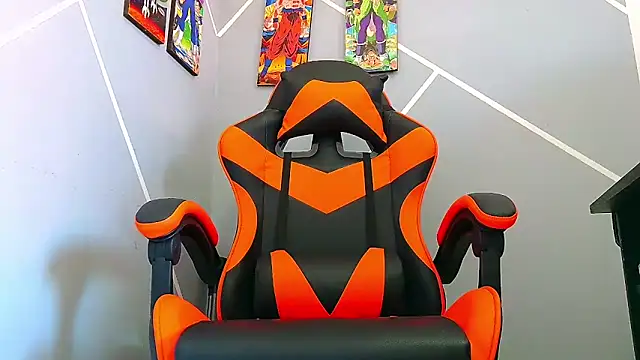 ADAM HOT online show from September 26, 2025, 8:24 pm