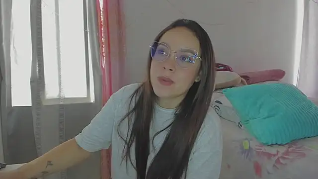 Snapshot of HARLEYNAPIER chatting on June 9, 2026, 8:20 pm HARLEYNAPIER online show from June 9, 2026, 8:20 pm