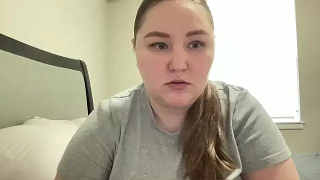 yadviga online show from March 18, 2026, 8:01 pm