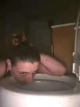 UniqueKorn86 online show from September 29, 2025, 8:08 am