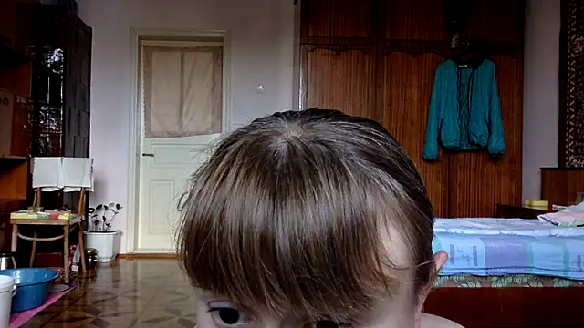 KlavdiaPetrivna online show from September 18, 2025, 5:20 am