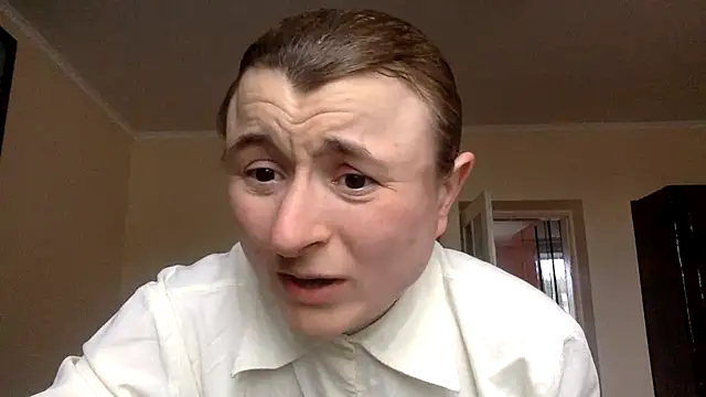 KlavdiaPetrivna online show from April 15, 2026, 3:19 pm