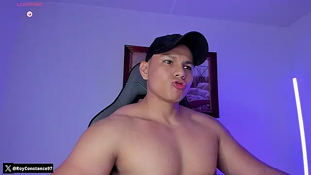 RoyConstance online show from December 18, 2025, 3:23 am