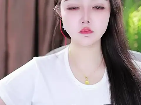 Qiaoqiao  online show from January 30, 2025, 7:29 am