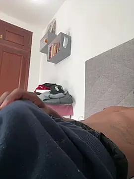 Snapshot of Robercito420 chatting on July 25, 2026, 10:24 am Robercito420 online show from July 25, 2026, 10:24 am