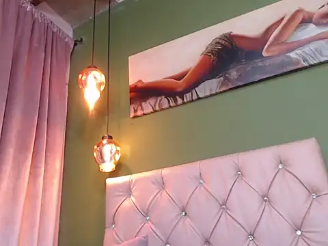 ysabel sanchez4 online show from September 18, 2025, 10:01 pm