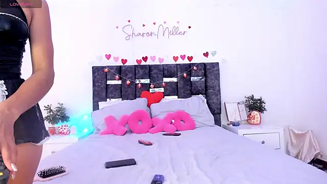 sharonmiller 2  online show from February 19, 2025, 10:09 pm