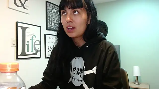 amy adams1 online show from February 13, 2025, 4:54 am