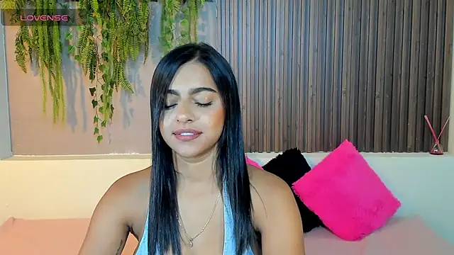 AmyBarton02 online show from September 8, 2025, 4:28 pm