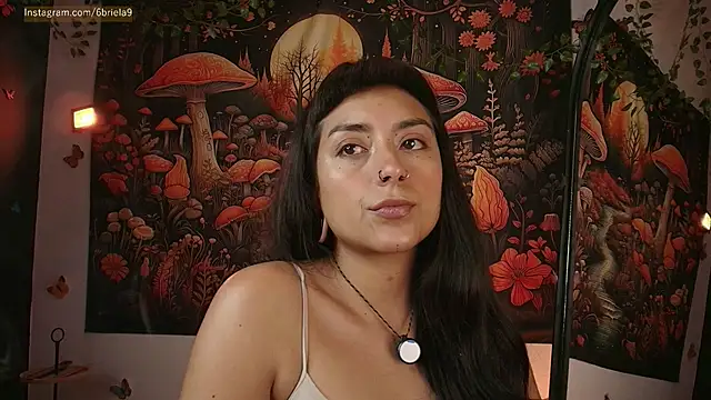 Snapshot of 6Briela9_ chatting on April 28, 2026, 11:21 pm 6Briela9 online show from April 28, 2026, 11:21 pm