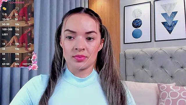 lennabell online show from April 7, 2026, 5:02 pm