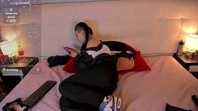 Snapshot of Cintya_Kros chatting on January 16, 2025, 4:07 am Cintya Kros online show from January 16, 2025, 4:07 am