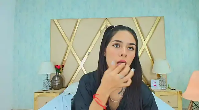 NicoleEsposito online show from March 12, 2025, 9:55 am