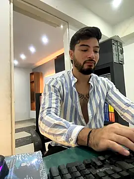  tony8 online show from November 21, 2025, 4:49 pm