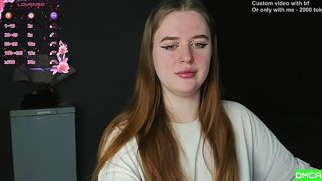 Pinku kitsune online show from February 19, 2026, 12:06 am