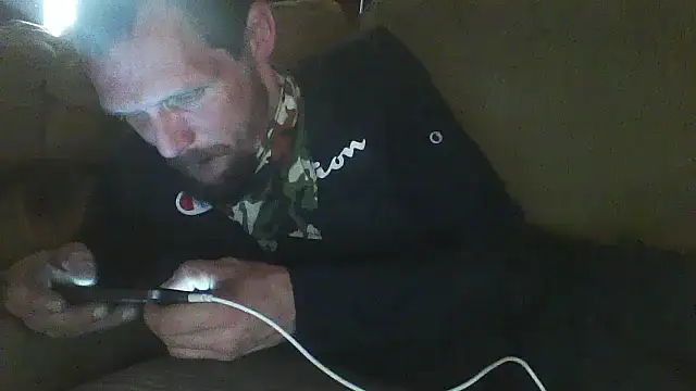 luke thighwalker2469 online show from December 14, 2025, 12:27 am