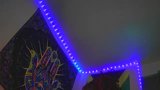 Tatithegoddess online show from December 13, 2024, 2:27 pm